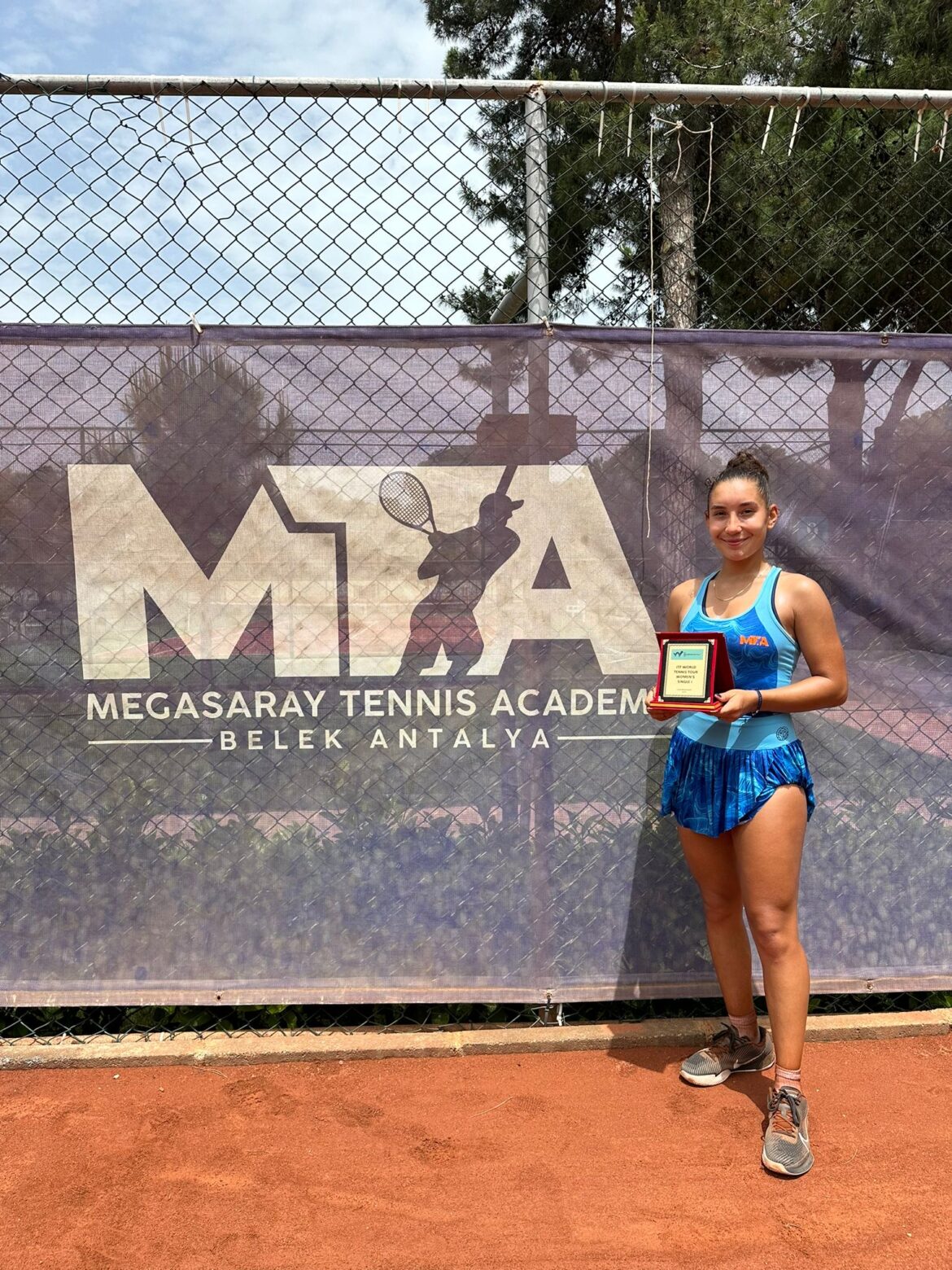 Duru Soke holt Titel beim $ 15.000 Turnier in Antalya