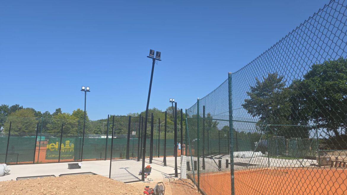 Endlich ist es soweit – unsere neuen Padel-Courts sind eröffnet